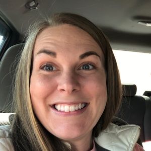 Meet your Posher, Brooke